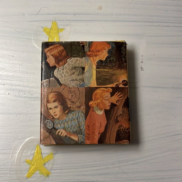 Vintage Nancy Drew’s Guide to Life book - Picture 3 of 3